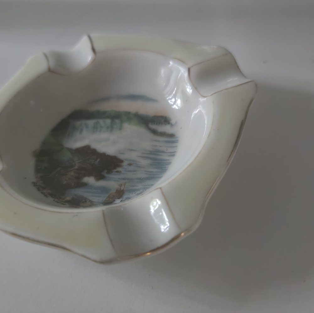 Niagara Falls Souvenir Ashtray Occupied Japan - Picture 5 of 8